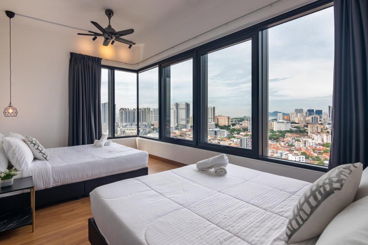 Tropicana 218 Macalister X Airlevate Suites George Town Exterior photo