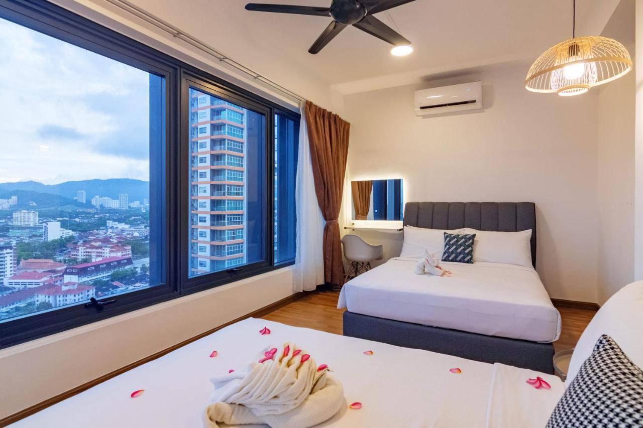 Tropicana 218 Macalister X Airlevate Suites George Town Exterior photo