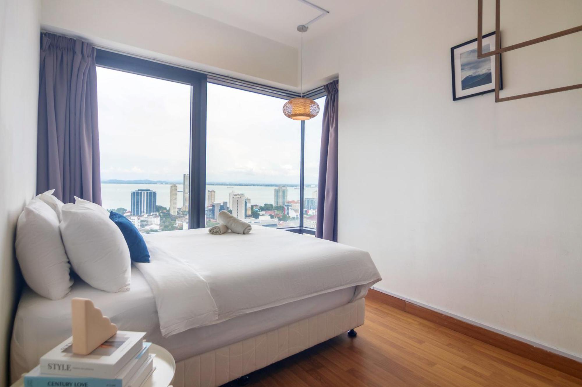 Tropicana 218 Macalister X Airlevate Suites George Town Exterior photo
