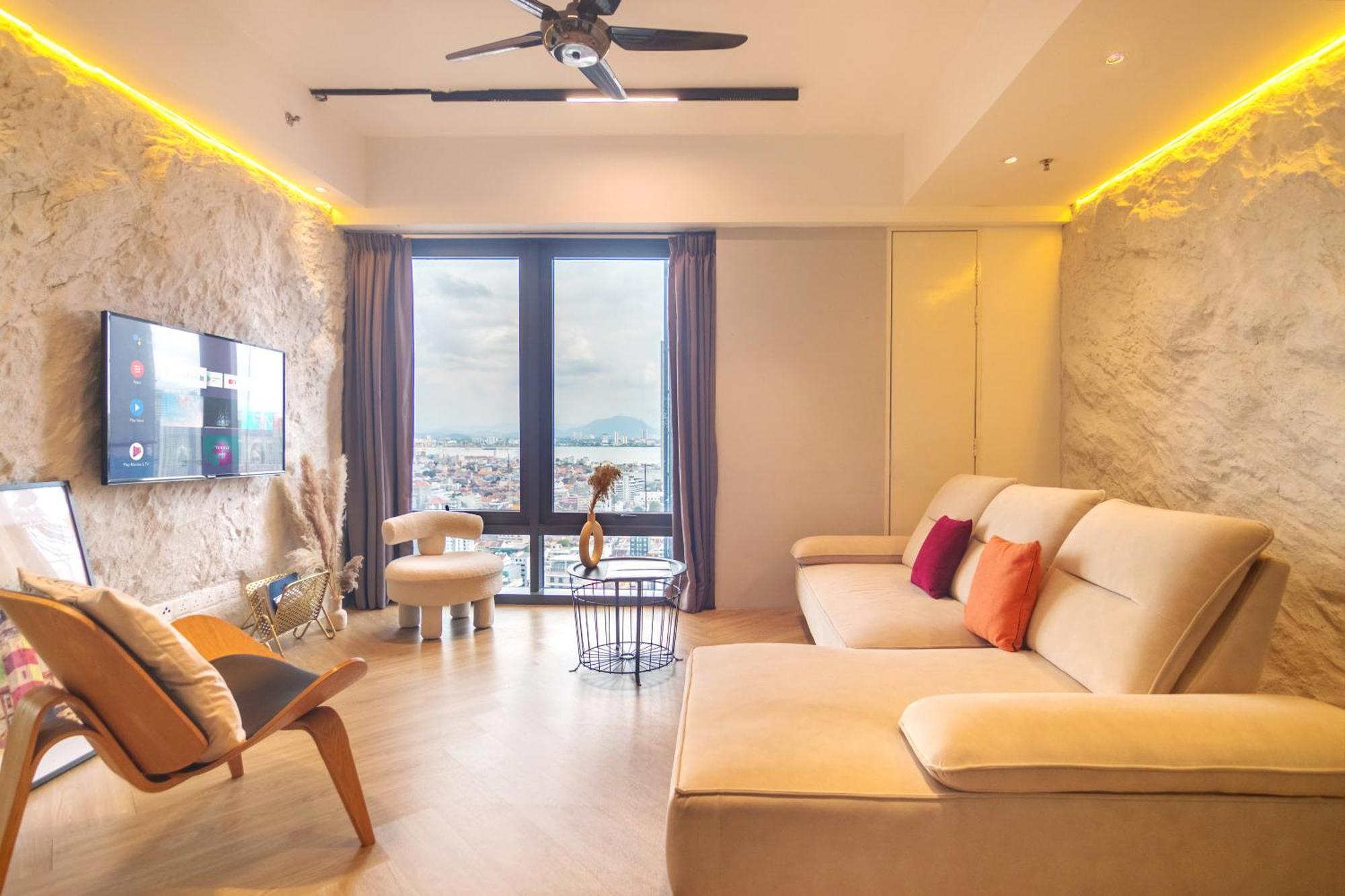 Tropicana 218 Macalister X Airlevate Suites George Town Exterior photo